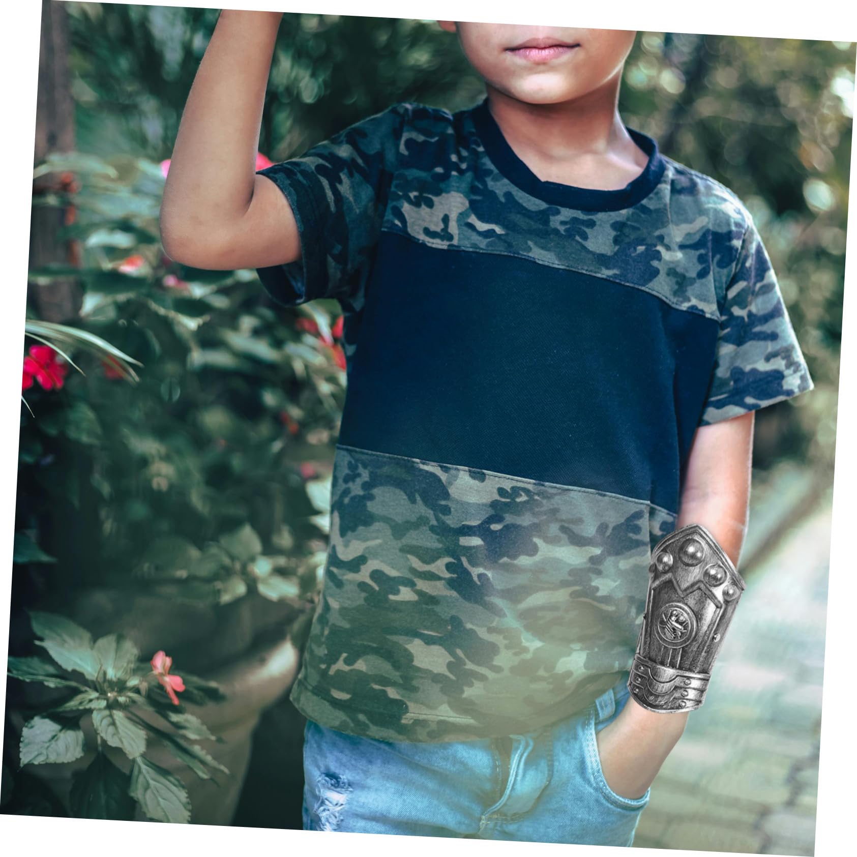 FOMIYES Roman Costume Armour Shoulder Pad and Arm Plate Guard Plastic Knight Fancy Dress Accessory for Cosplay Party and Halloween Friendly Armour Prop for Boys Role Play - Image 4