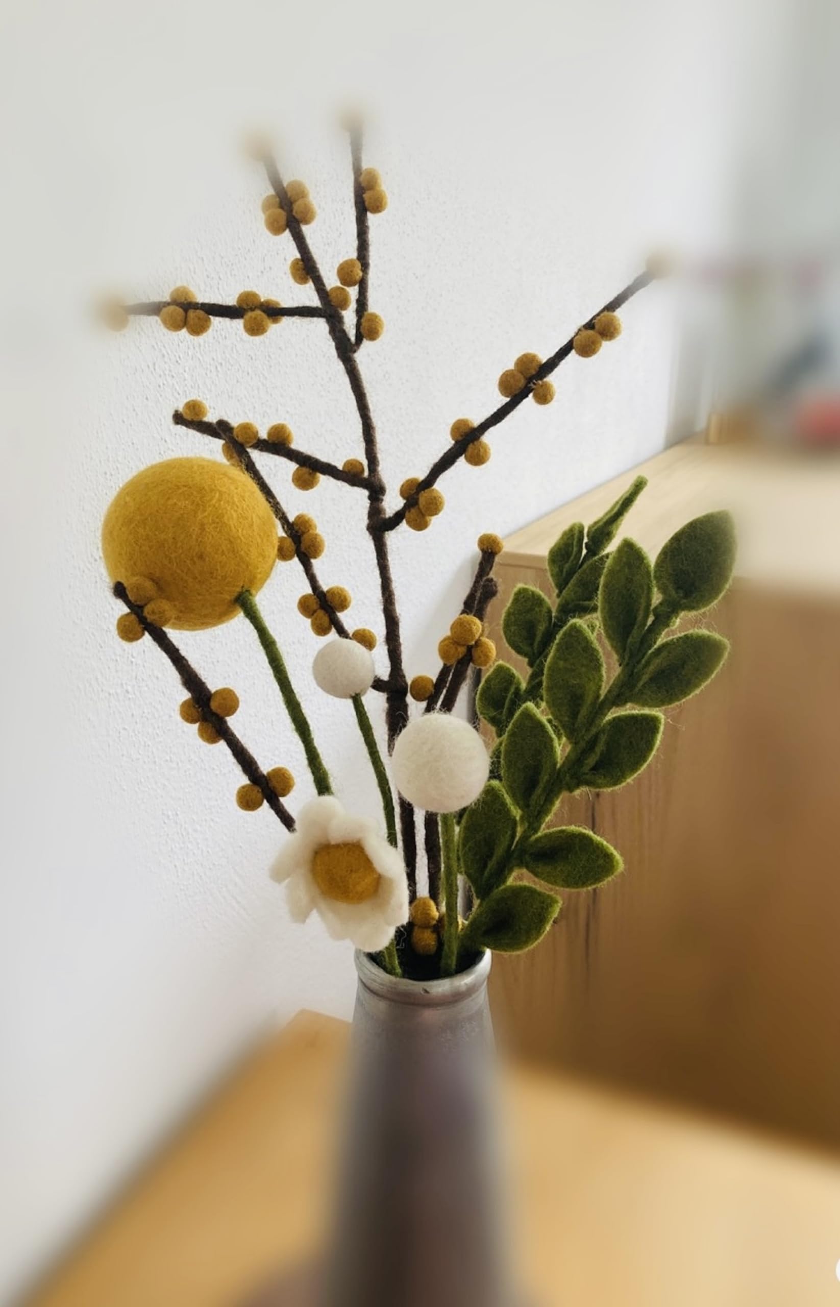 Én Gry & Sif 7 Filzblumen - Kleiner Blumengruß - Blumenstrauß - handgemacht (XXL-gelb)