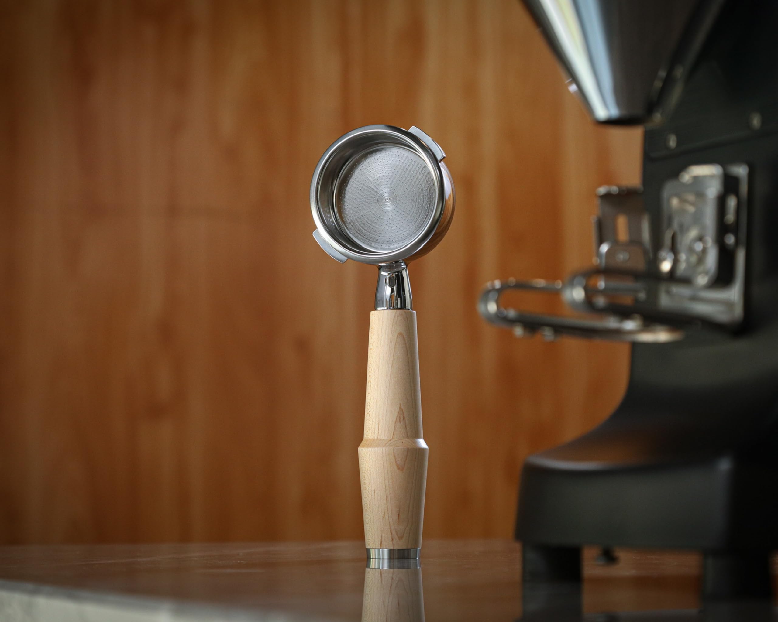 58mm Barista Set Ahorn & Buche für Gaggia – Bodenloser Siebträger, Kalibrierter Tamper, Kaffee-Verteiler, Tamperstation & Dosierring mit Puck Screen Für Gaggia Classic, Classic Pro & E24