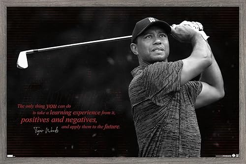 Trends International Tiger Woods - Póster de pared futura, 22.375 x 34 pulgadas, versión enmarcada de madera de granero