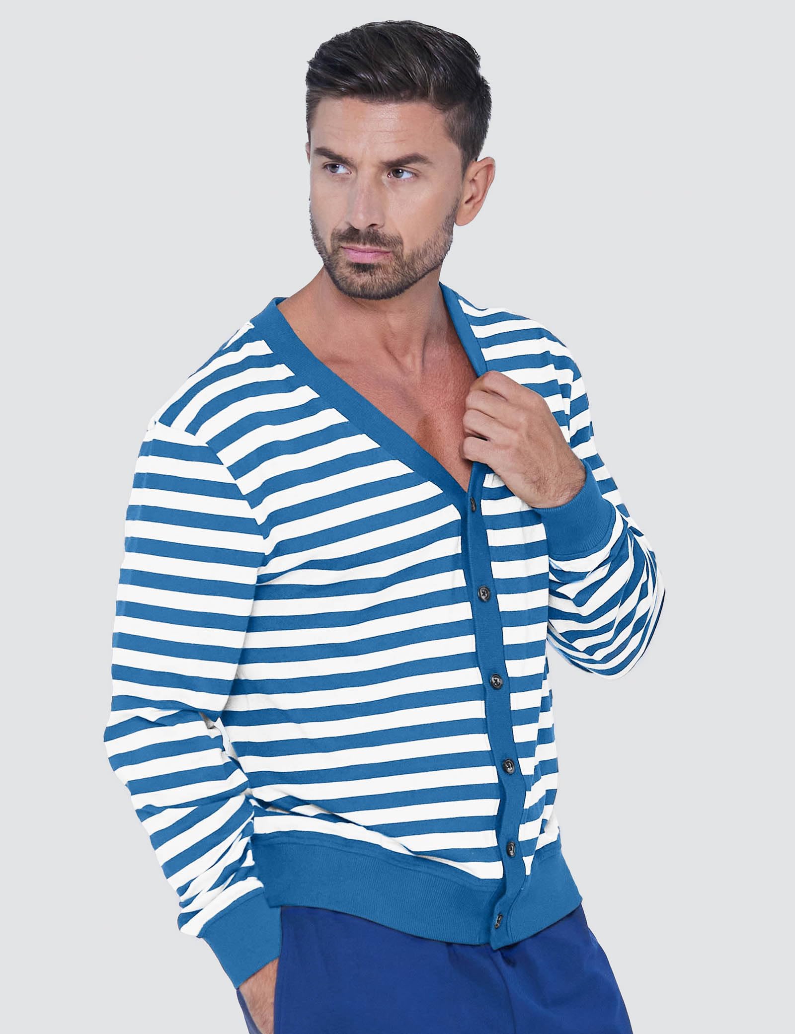 Cárdigan a rayas con cuello en V y botones frontales para hombre, con ribete acanalado, ajuste regular, elegante y versátil para cualquier ocasión