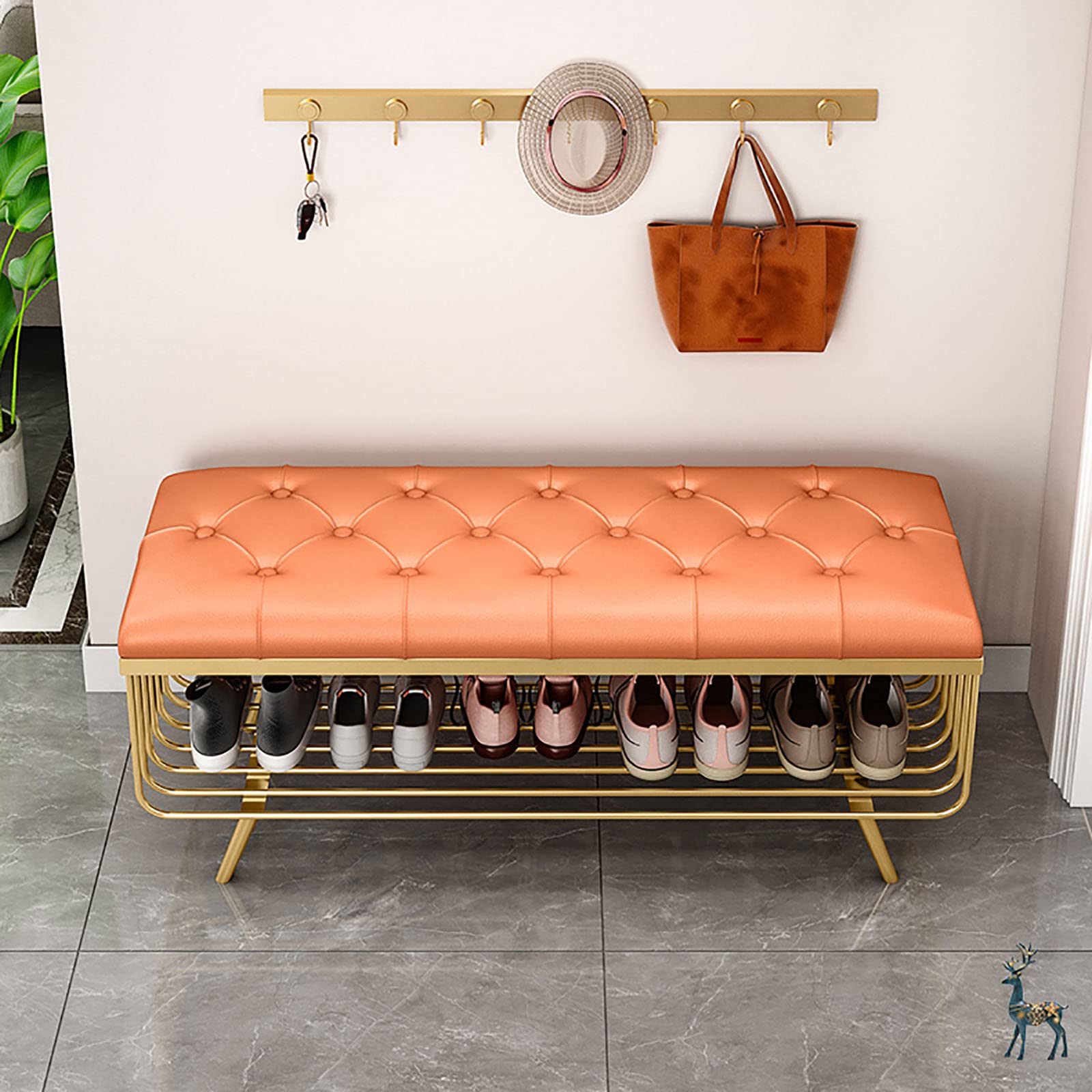 Banc à chaussures d'entrée compact pour résoudre le manque de place et de confort