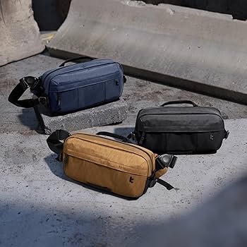 Amazon.com: tomtoc 5.5L X-Pac Sling Bag for Nintendo Switch