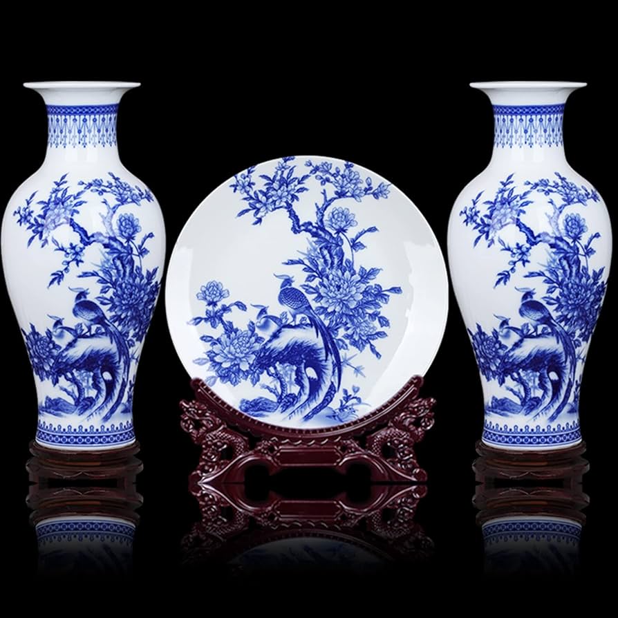 青白磁の装飾花瓶 波佐見焼：青白磁 花瓶 | 波佐見焼 福春online