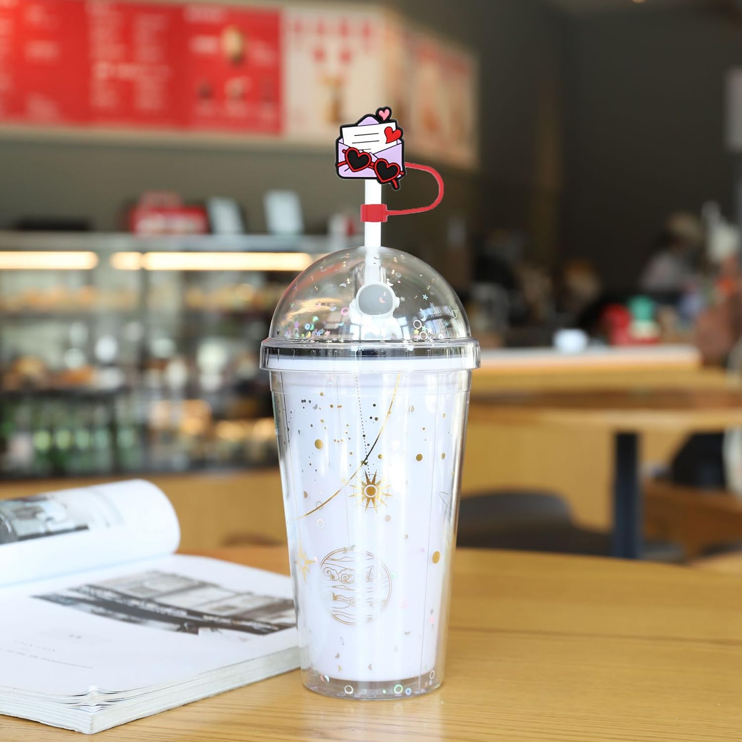 Valentin Day Straw Toppers 8Pcs Straw Cover Cap for Stanley Cup, Heart Straw Tips Lids Reusable Drinking Straw Covers Valentin Design Heart Shape Straw Plug 10mm 0.4in Straw Topper Decorations