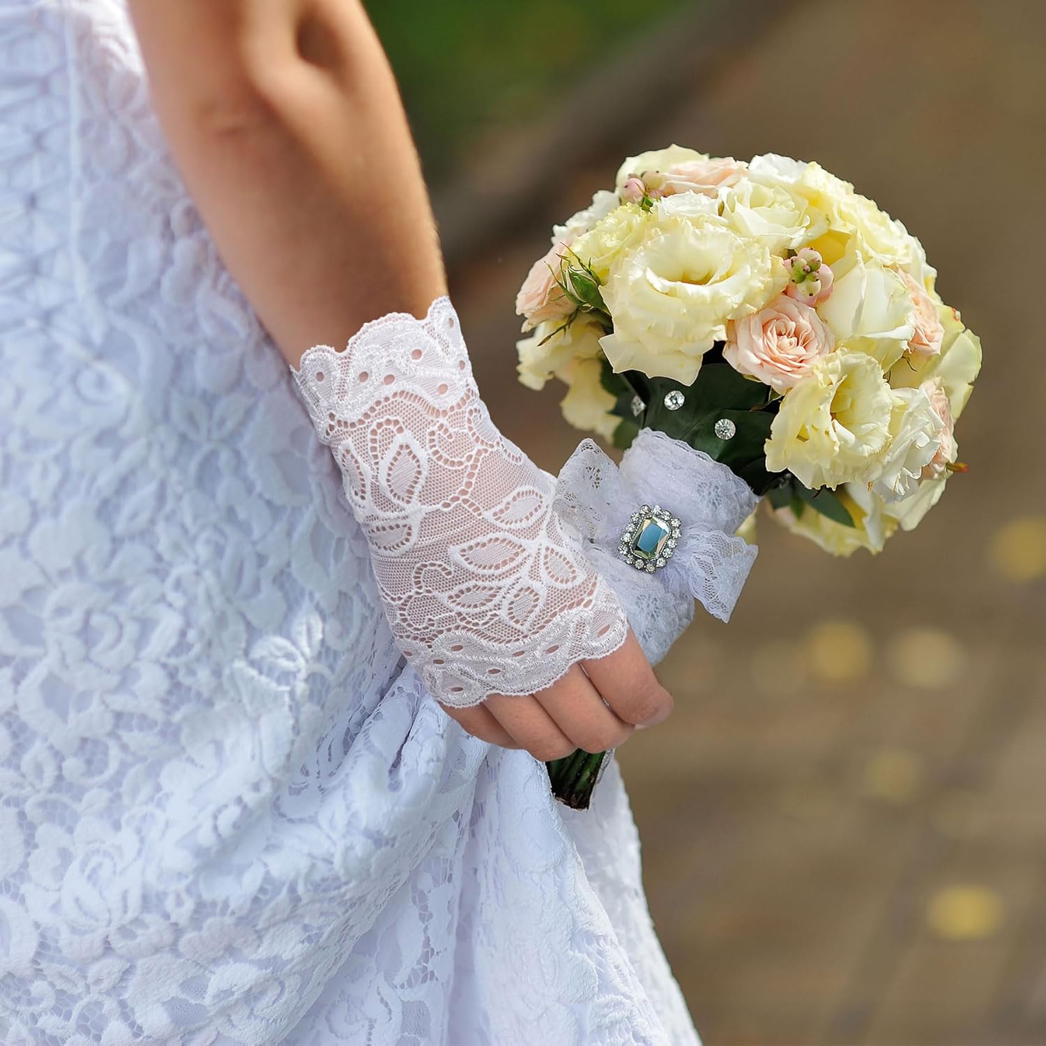 TeeYee Women Lace Gloves Party Wedding Gloves Short Glove Evening Elegant Accessories Sun Protection gloves - Image 5