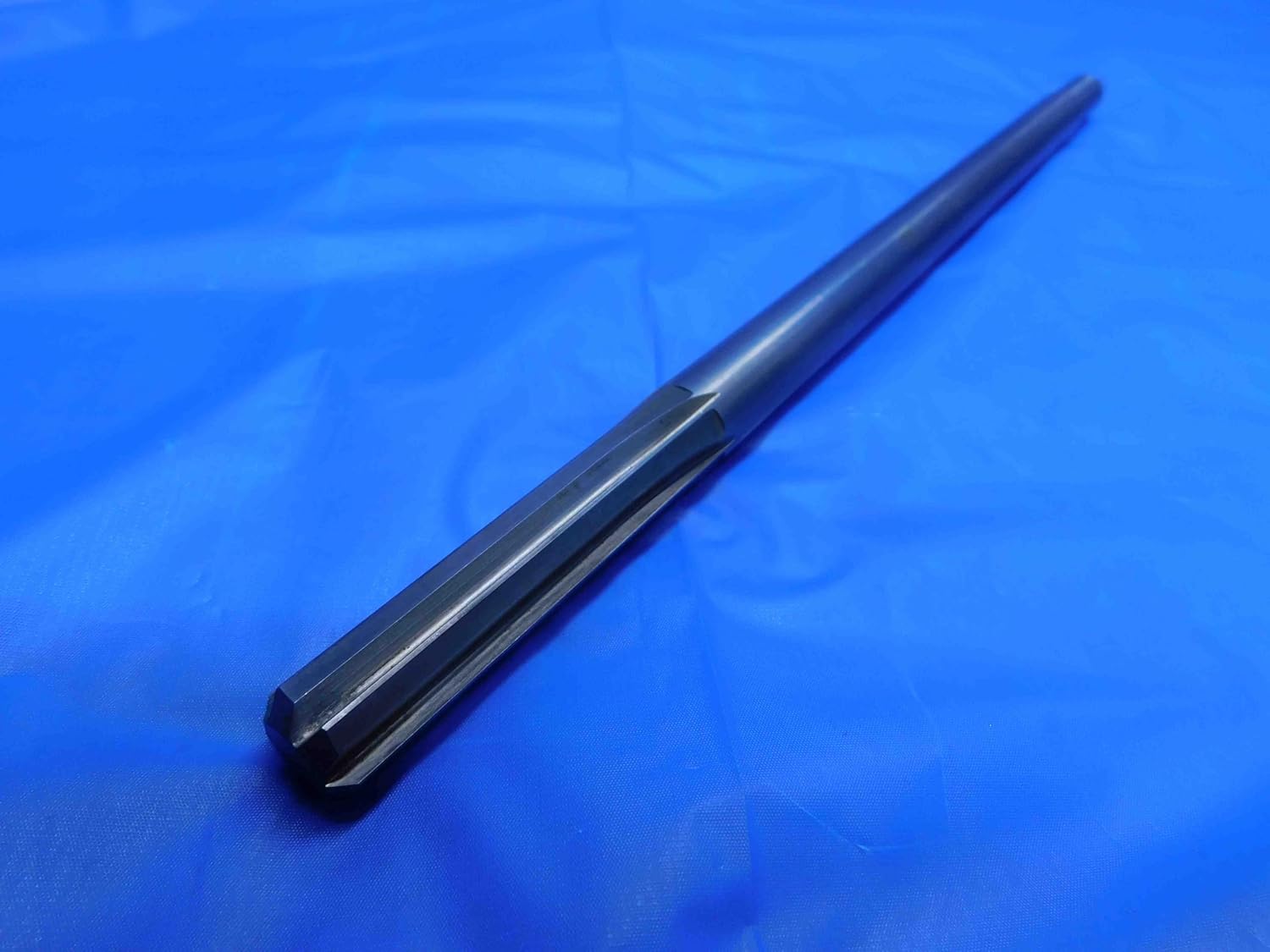 0.561 O.D. HSS Chucking Reamer 6 Flute .561 .5610 9/16 .5625 -.0015 Undersize - AJ0476AL4