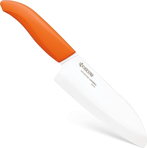 Vista 11 de Cuchillo Santoku de la marca Kyocera Advanced Ceramic y de la serie Revolution con 5 1/2 pulgadas, hoja blanca, Blanco