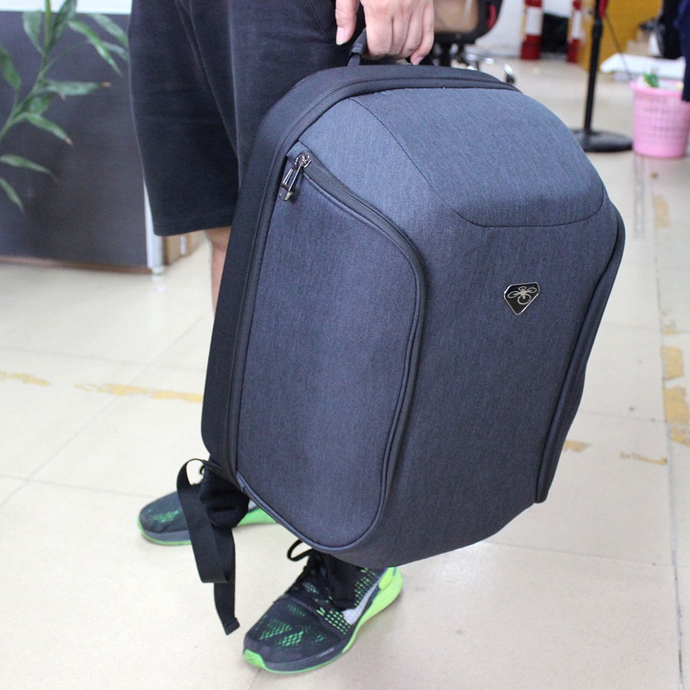 anbee backpack travel Portable Carrying Case for DJI Goggles N3 Accessories Storage Keep your essentials within reach with hip belt pockets perfect for storing your keys and snacks as well as a phone pocket on the shoulder strap Anbee Goggles 3/2 Carrying Case,