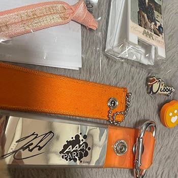 Amazon.co.jp: aaa Nissy 西島隆弘 ライブグッズ キーホルダー