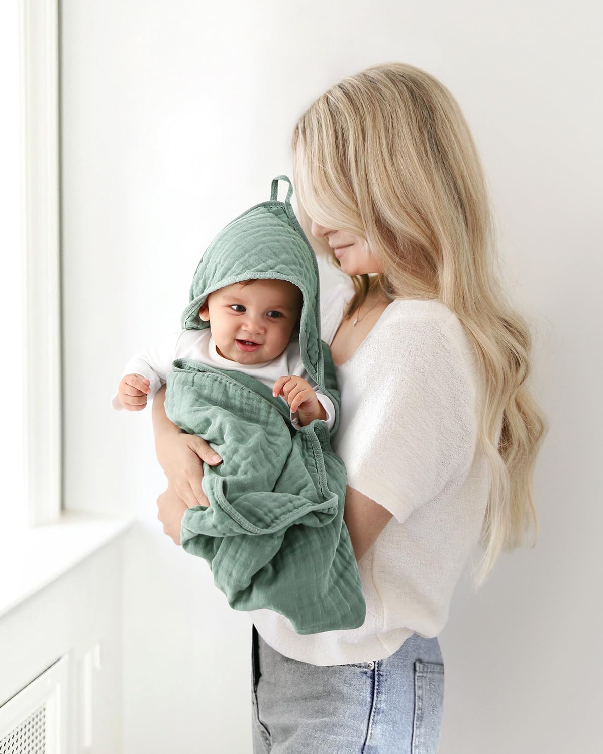 Hooded Baby Towels for Newborn, 35x35 Inch 2 Pack 100% Muslin Cotton Baby Bath Towel, Soft Baby Beach Towels with Hood for Infants, Toddlers and Kids, Essentials Must Haves - Image 6