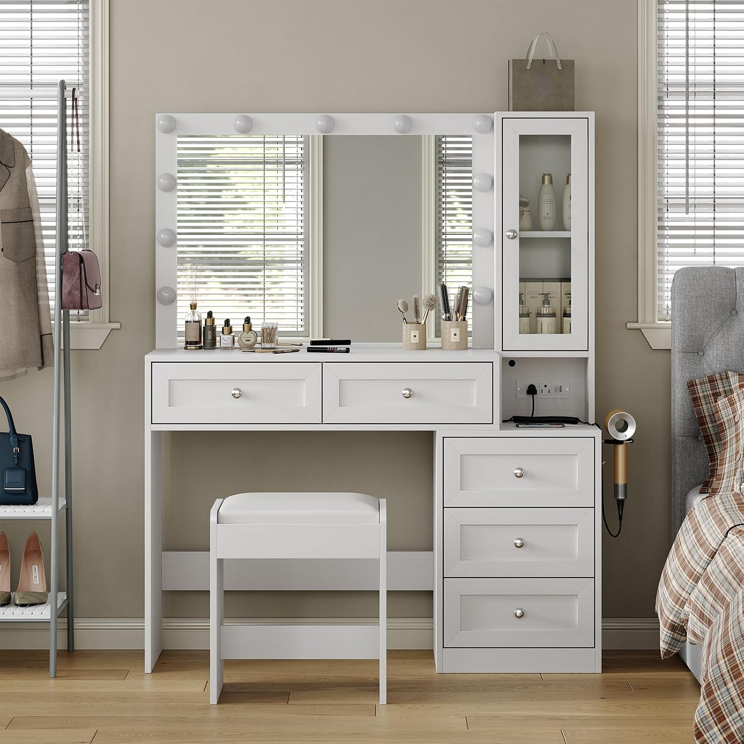 43" W Vanity Desk with Mirror & 11 Lights, 5 Drawer Modern Makeup Desk with Glass top & Cushioned Stool, 3 Lighting Modes Brightness Adjustable,Power Outlet,Bedroom，Black