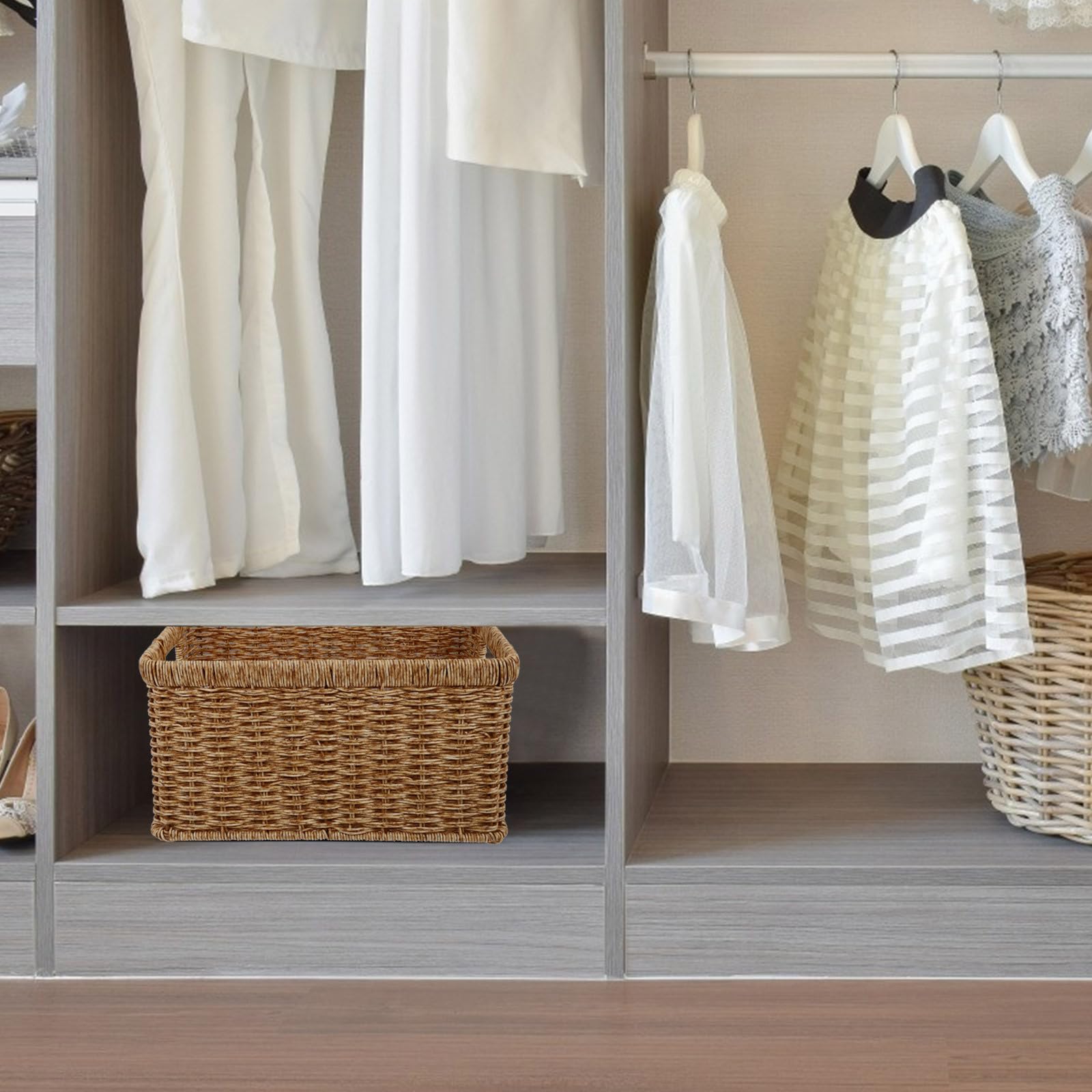 Yardwe Kreativer Aufbewahrungskorb aus Kunststoff mit Imitation Rattan Flechtoptik Großer Multifunktionaler Sammelkorb für Kleidung und Kinderzimmer