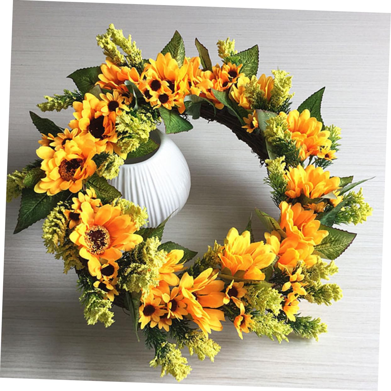 ABOOFAN Ghirlanda da Porta d Ingresso Fiori di Girasole Finti da Appendere alla Parete per Interni Decorazione da Appendere alla Finestra per Festival e Celebrazioni