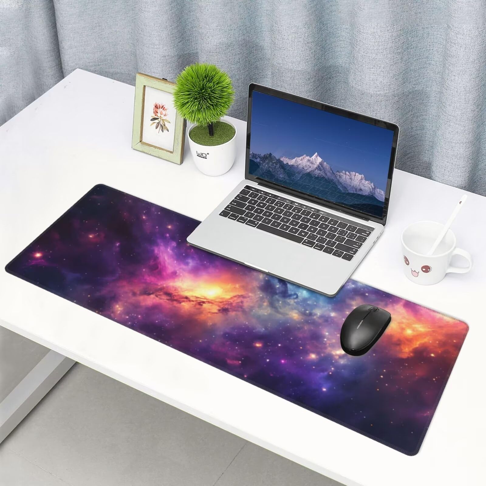 Tappetino Mouse, Tappetino Mouse Gaming Grande XXL 1500x800x3mm Tappetino Scrivania Mouse Pad, Base in Gomma Antiscivolo, Bordi Cuciti,Lavabile, Mousepad per Ufficio e Gaming (Dreamy Universe) R-512