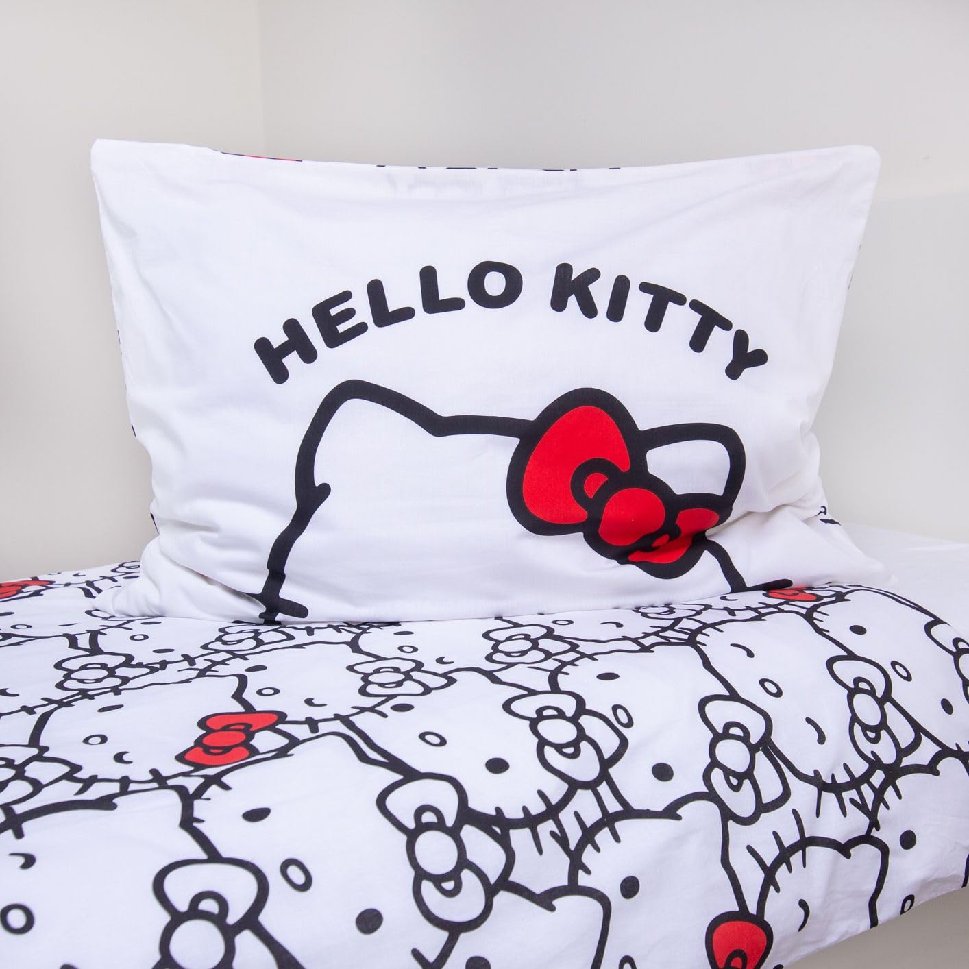 Jerry Fabrics Hello Kitty - Juego de Ropa de Cama Infantil (140 x 200 cm + 70 x 90 cm, 100% algodón), diseño de Hello Kitty