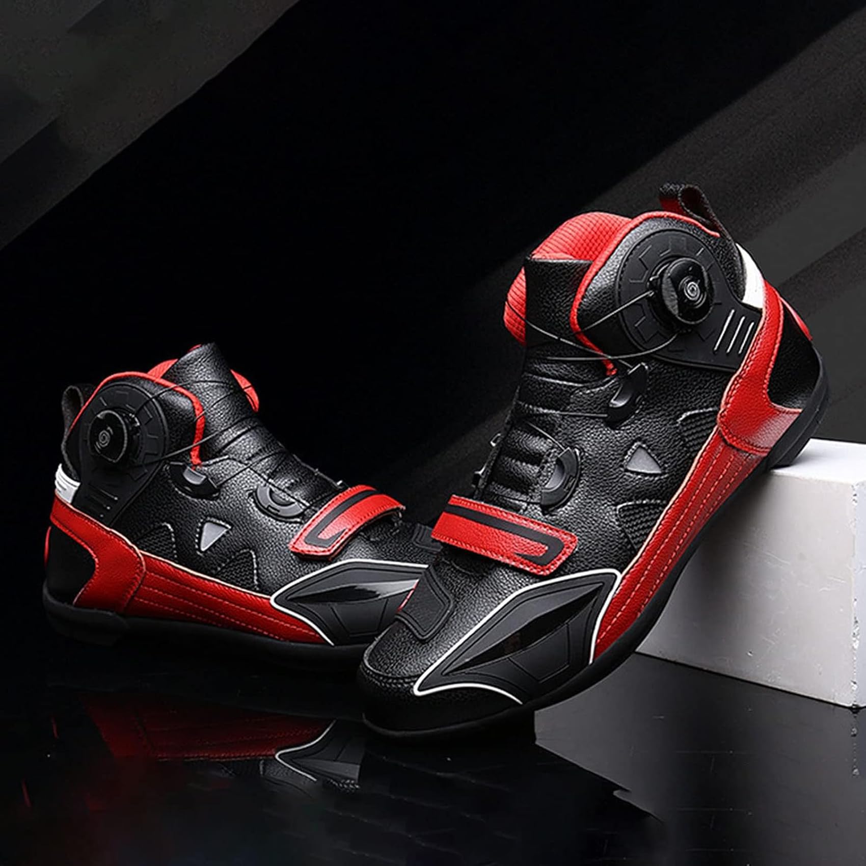Stivali Moto Uomo, Scarpe Moto Moto Strada Antiscivolo Rinforzate, Sneakers Moto in Pelle con Fibbia Girevole