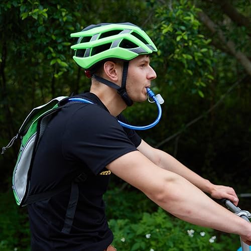 Miniatura 7 de KUYOU Running Hydration Vest - Lightweight Insulated Hydration Backpack with 2L Water Bladder, Adjustable Chest Straps and Reflective Water Backpack