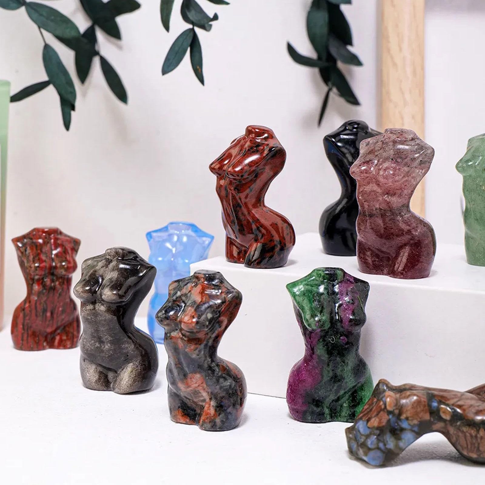 Estatua del Cuerpo de Cristal Natural Artesanía de Escultura de Cristal Modelo Femenino Tallada a Mano Adornos de Decoración de Escritorio para Oficina en El Hogar, 6-7 Cm,Aquatic Agate
