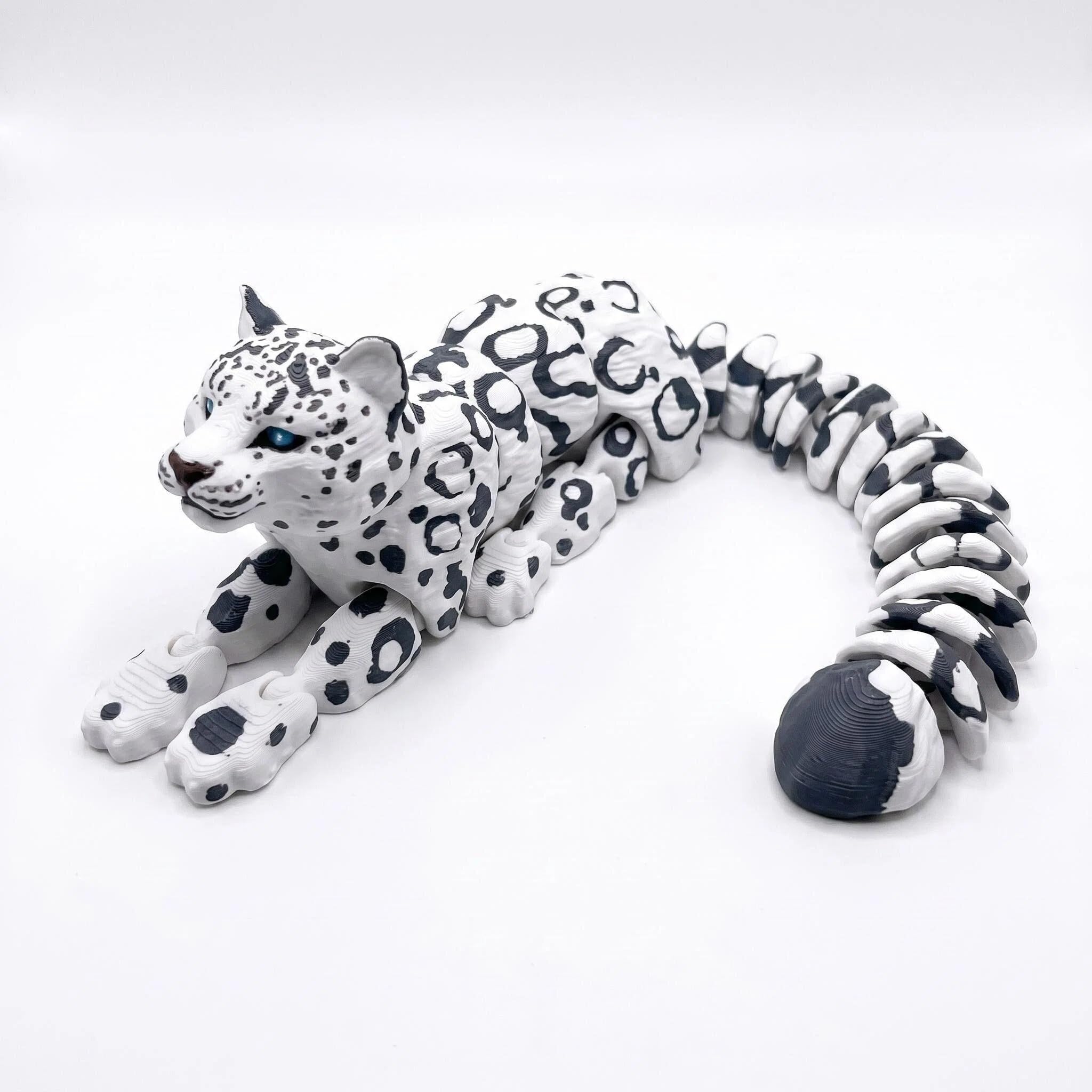 LUVDECO 21cm Articulated Leopard 3D Printed Animal Poseable Desktop Decor Fidget Creature for Adults Kids (Snow Leopard)