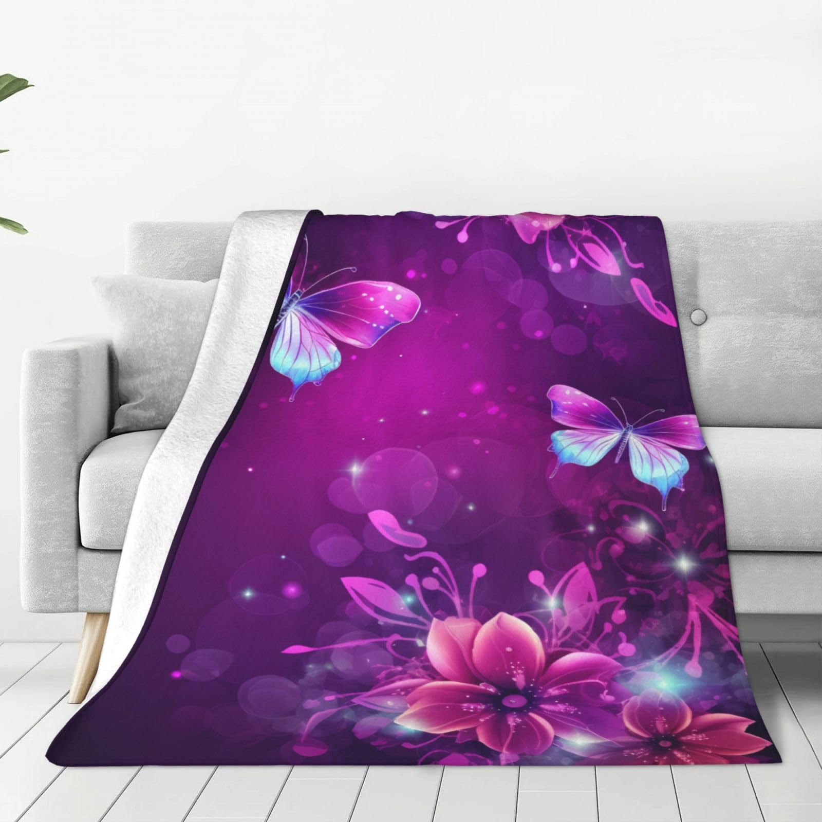 Couverture micro polaire légère violette pour vos soirées cocooning au salon