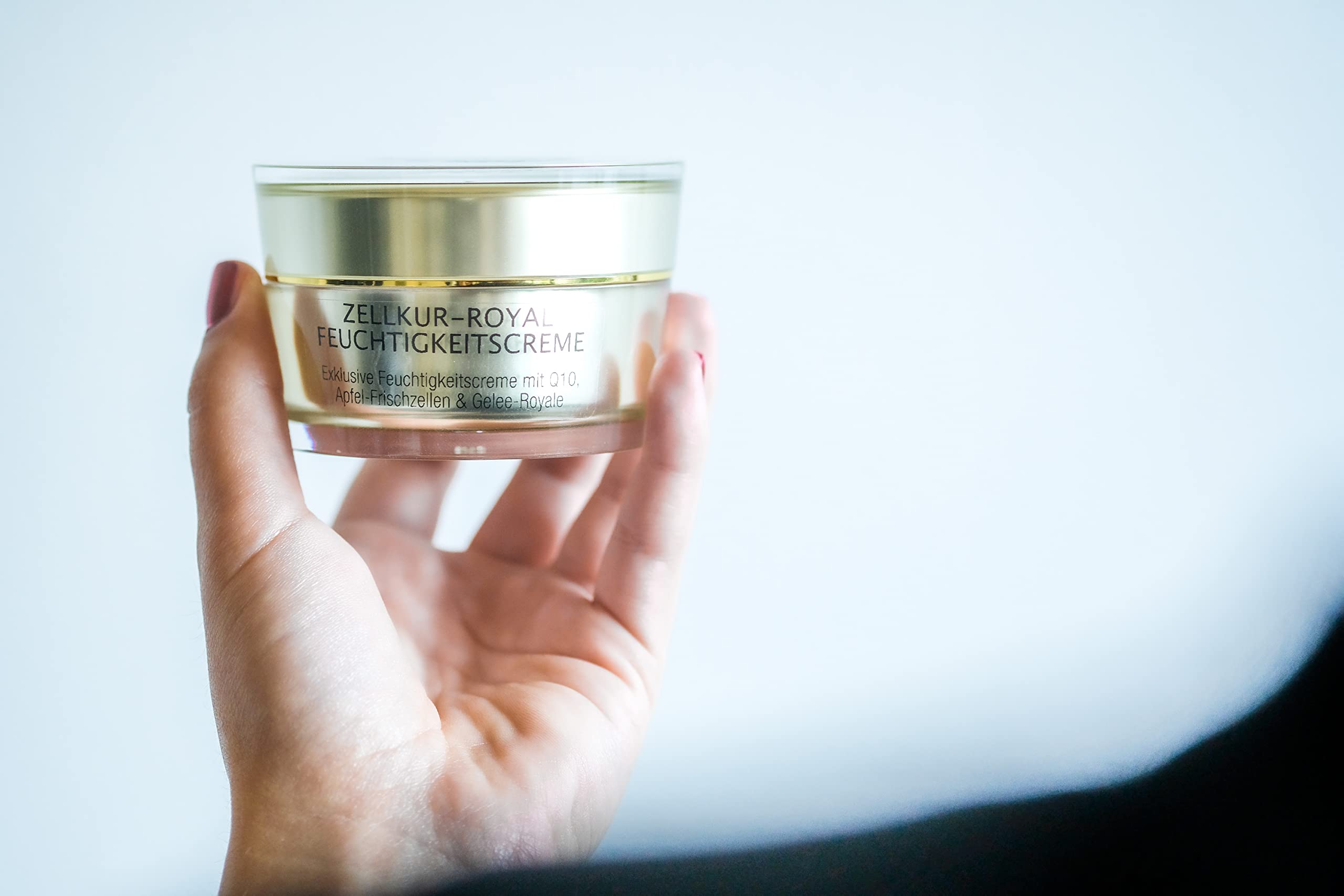 Schloßwald Bienengut Feuchtigkeitscreme mit Gelee Royale 50 ml – Gesichtscreme Tagescreme Nachtcreme Anti Aging Hautpflege Zellkur Royal
