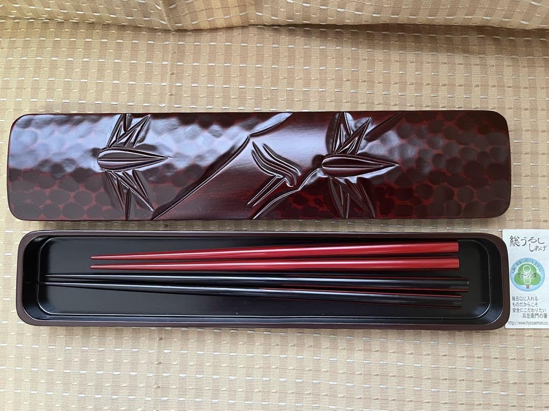 【未使用品】鎌倉彫 まとめセット（しゃもじ・丸皿・箸＋箸箱） 食器 お食い初め 未使用品】鎌倉彫 まとめセット（しゃもじ・丸皿・箸＋箸箱