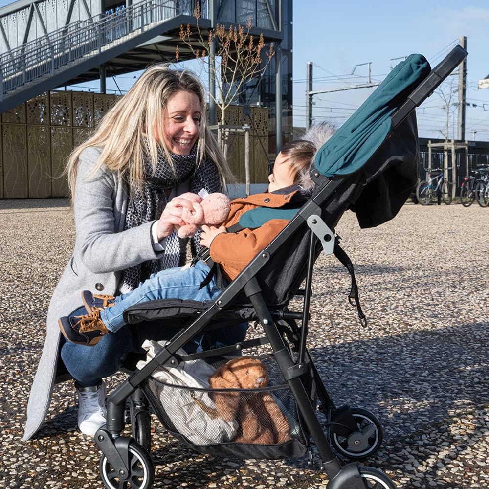Bebeconfort Teeny 3D Passeggino Ultraleggero e Compatto, 6 kg, Pieghevole e Reclinabile, Posizione Nanna per Neonati, Portata 22 kg, Tinted Grey