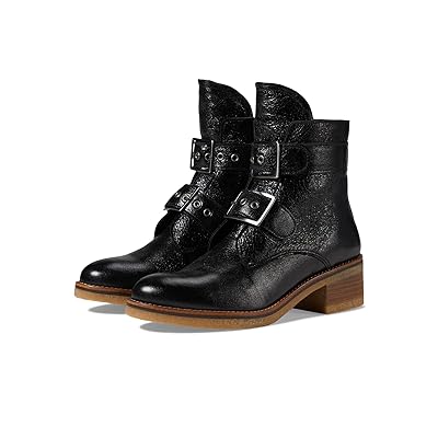 Eric Michael Justina Women