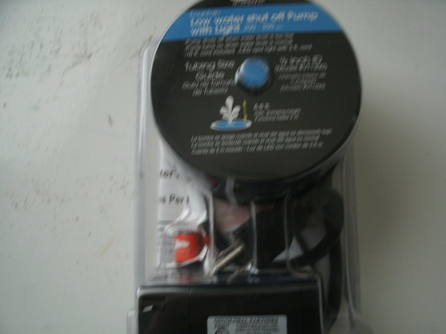 Smartpond 200-300 GPH Low Water Shut Off Fountain Pump with Light Item#8438 Model# FP300ASL UPC# 871980400100