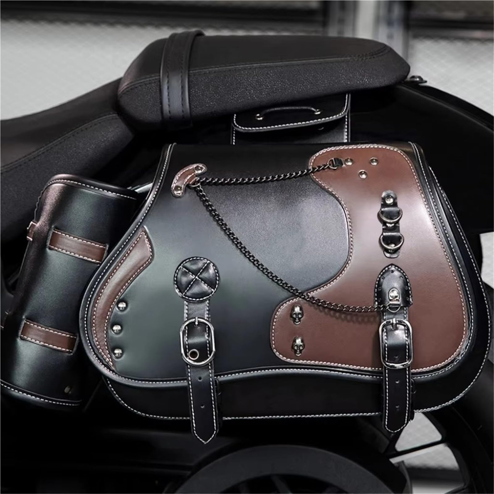 Moto Sacoche Selle Sacoche Latérale De Moto Rétro 2025 Suspendue Vintage Punk En Cuir PU Pour Selle Locomotive Pour Cruiser Pour BMW