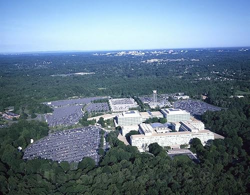 Historic Pictoric Langley, VA Foto - Vista Aérea de la Agencia Central de Inteligencia, Langley, Virginia - 20in x 16in Historic Pictoric Langley, VA Foto - Vista Aérea de la Agencia Central de Inteligencia, Langley, Virginia - 20in x 16in