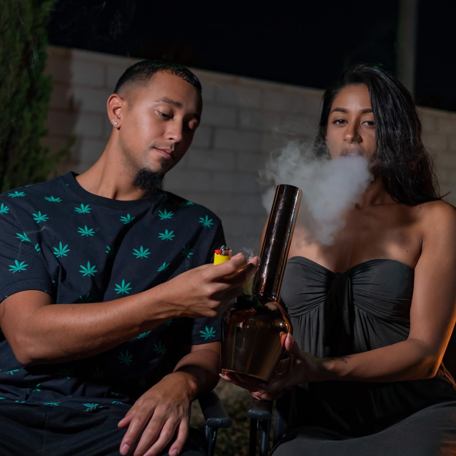 Chill - Bong de Acero Inoxidable M8 para Fumar - Duradero de Doble Pared, Aislado al Vacío - Negro Brillante