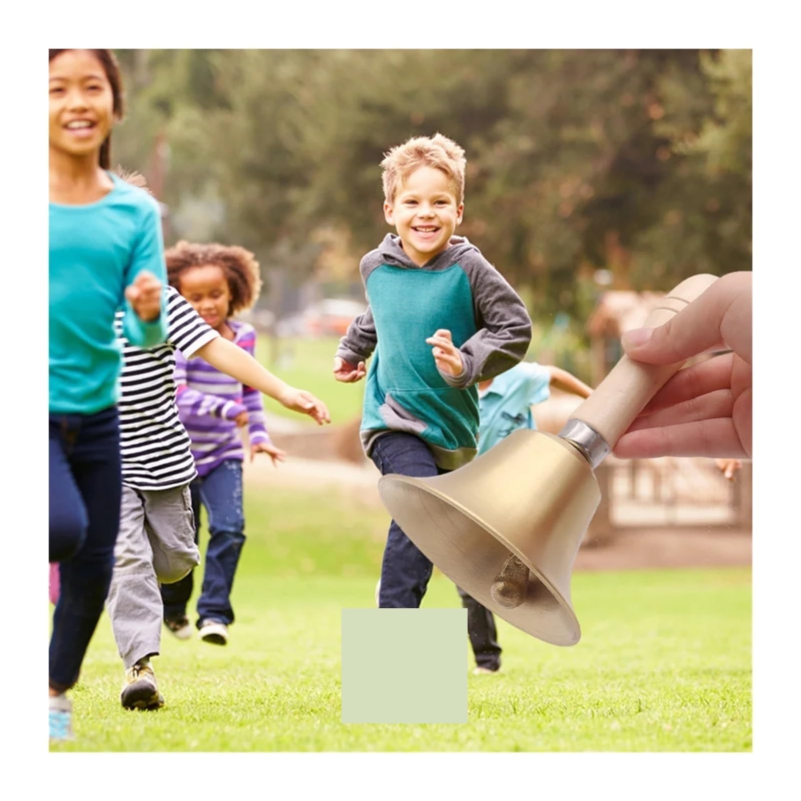 Campana de Mano Metal Campanas de 7CM con mango madera | Campana de entrenamiento portátil multiusos for servicio y juego.