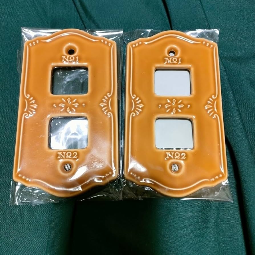 【中古美品】陶器　スイッチカバー　コンセント　カバー スイッチプレート陶器 角型 ワイド スイッチカバー コンセント