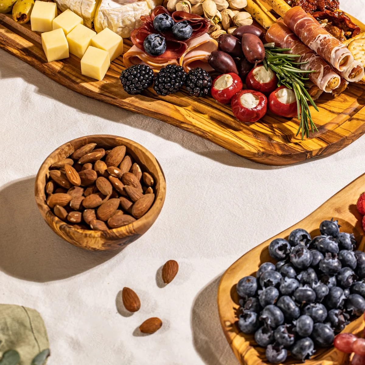 SOLTAKO Olivenholz Geschenksset ideal für Tapas und Snakcs The Hummus Lover 4er Set + Les Snacks 2er Set