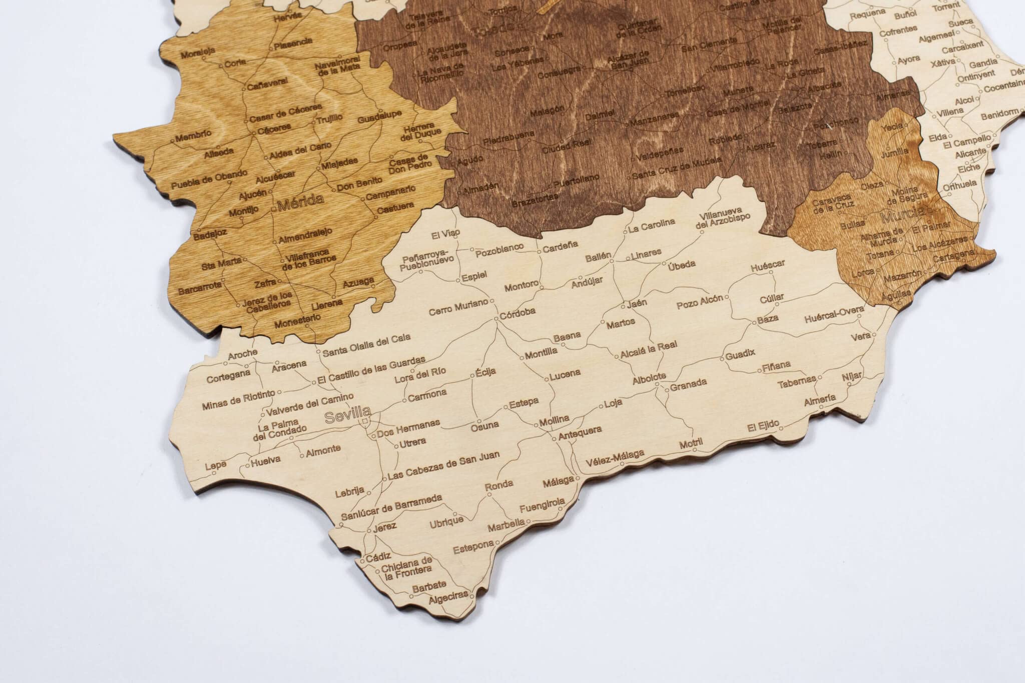 Mapa de madera 2D de España - Mapa de varias capas, madera teñida multicolor, nombres grabados, decoración de pared para su oficina, sala de estar, pasillo (98 x 80 cm)