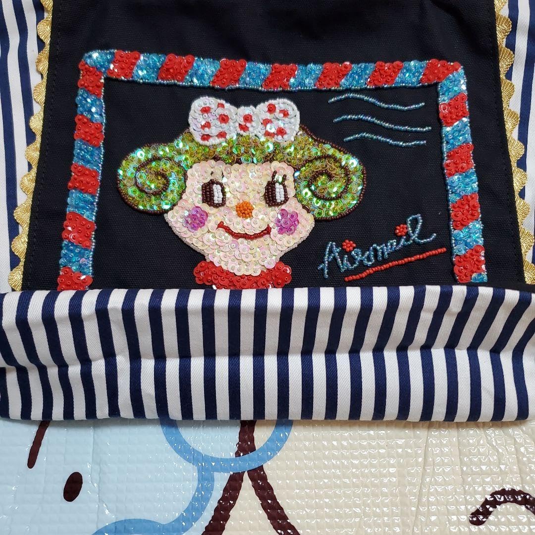 カーリーコレクション いちごちゃんバスタオル ワッペン付きファスナーポーチ☆いちごちゃん x ドット(ピンク