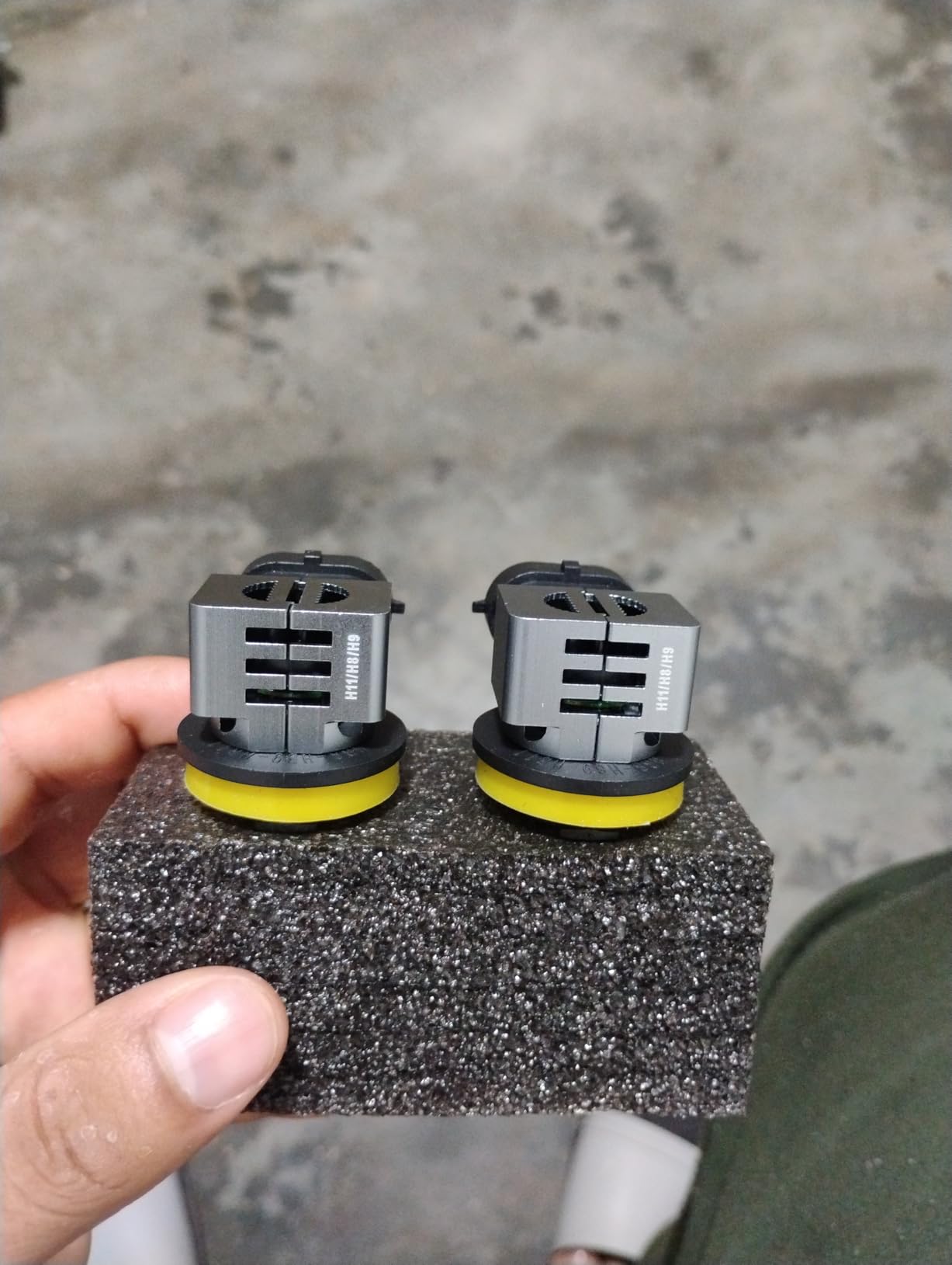 Rimthin M2 H11/H9/H8/H16 LED Headlight Bulbs 6000K White 100W 30000LM Pack of 2