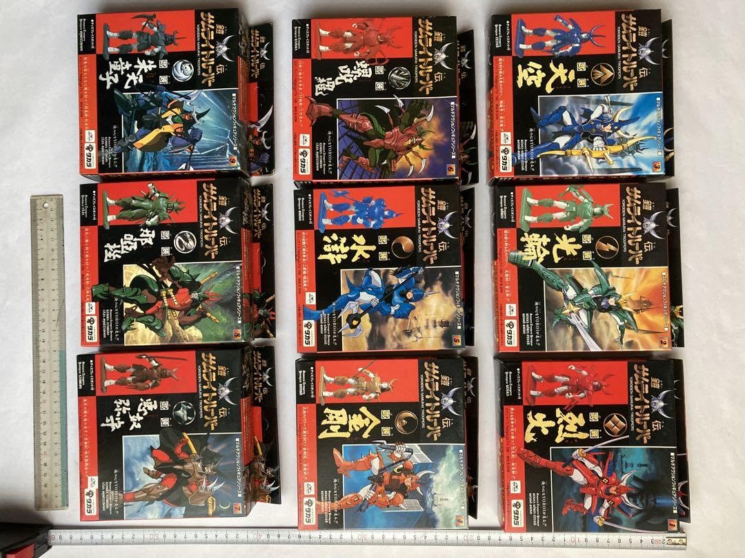 鎧伝サムライトルーパー　マルチアクションフィギュアシリーズ全9種完全コンプリート Amazon.co.jp: 鎧伝サムライトルーパー マルチアクションフィギュア