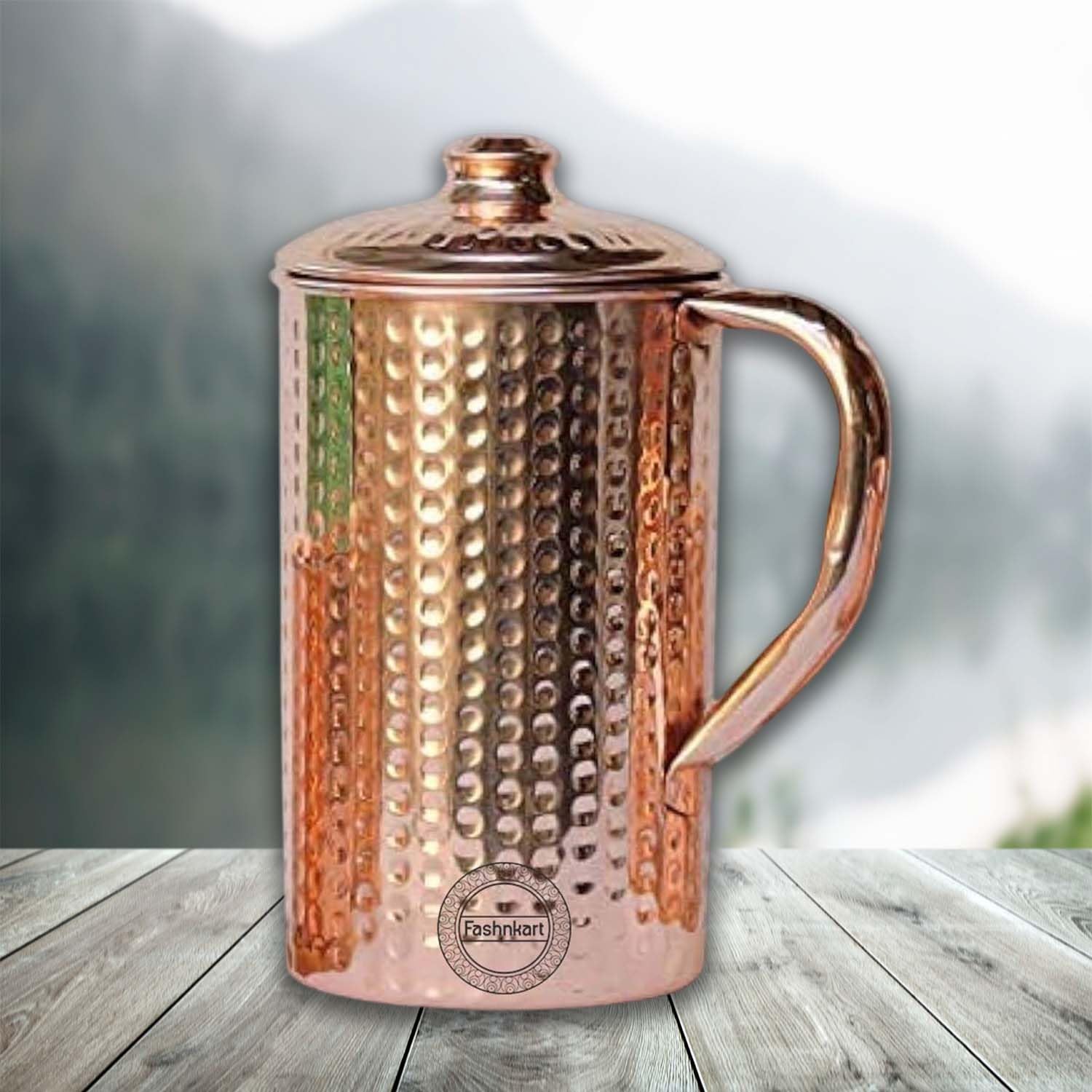 Pichet en cuivre pur avec 2 gobelets pour les bienfaits ayurvédiques pour la santé Pichet à eau en cuivre martelé artisanal de 1,5 litre avec 2 tasses