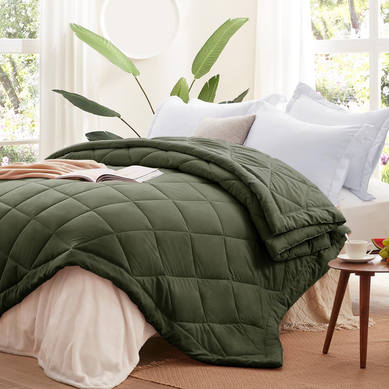 SunStyle Home Queen Comforter - Olive Green Down Alternative Bedding Comforters Queen Size, All Season Duvet Insert, Lightweight Bed Comforter Soft Full Queen Size(90"x90"), Only Comforter