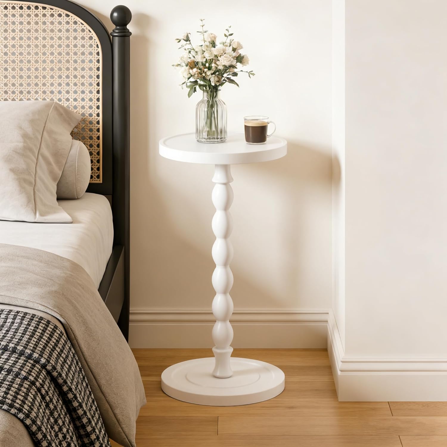 Small Side Table, Rubberwood‌ Drink Table for Small Spaces, Solid Wood Pedestal Coffee Tables, Round End Tables for Living Room, Sofa Couch, Bedroom, Corners, and Office (White, 11.81 inch)