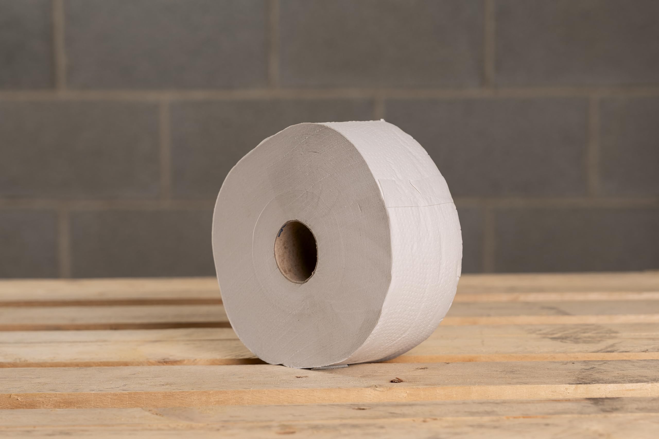Papel Higiénico Industrial Reciclado, 145m, 2 Capas, 18 Rollos, Mandril Estrecho