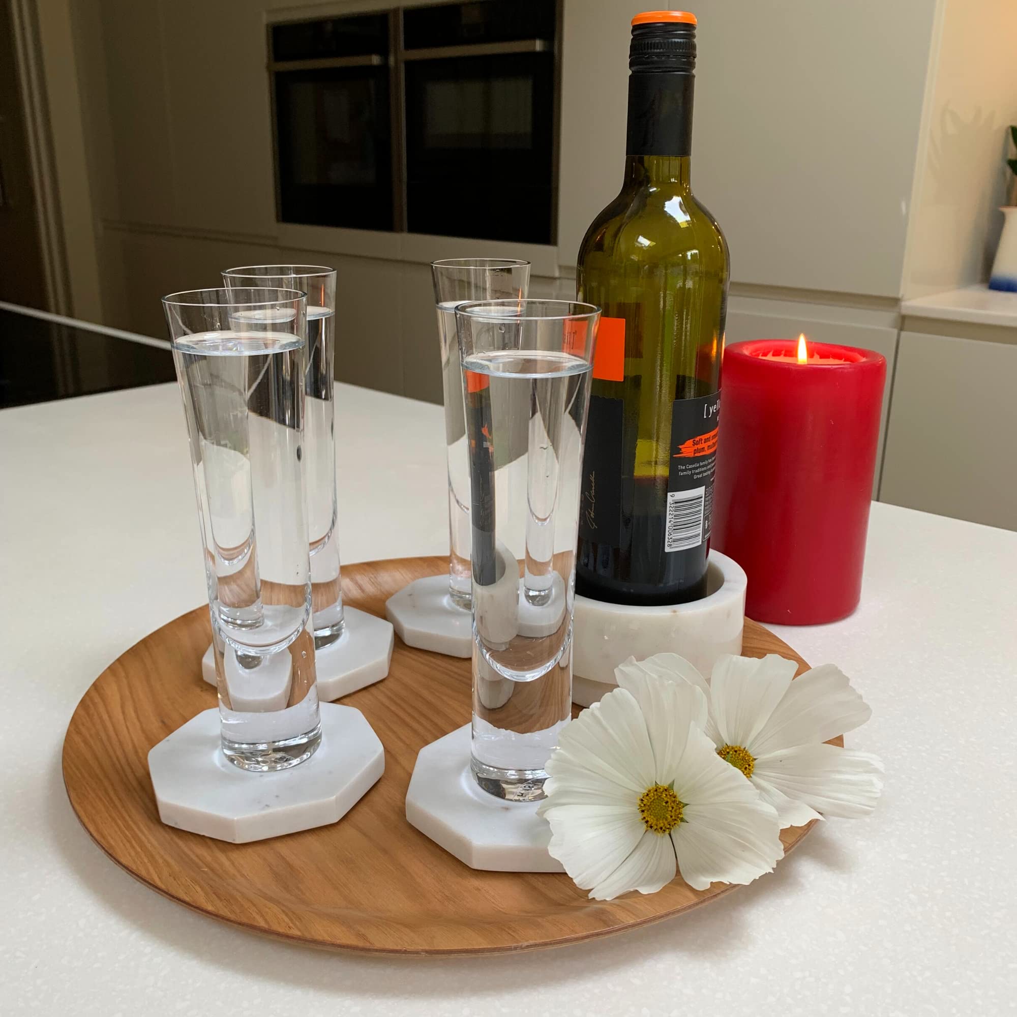 Enfriador de vino de mármol, pequeño soporte para bebidas ideal para fiestas y ocasiones. Este juego incluye cuatro posavasos octogonales de mármol de material natural de alta calidad (blanco)