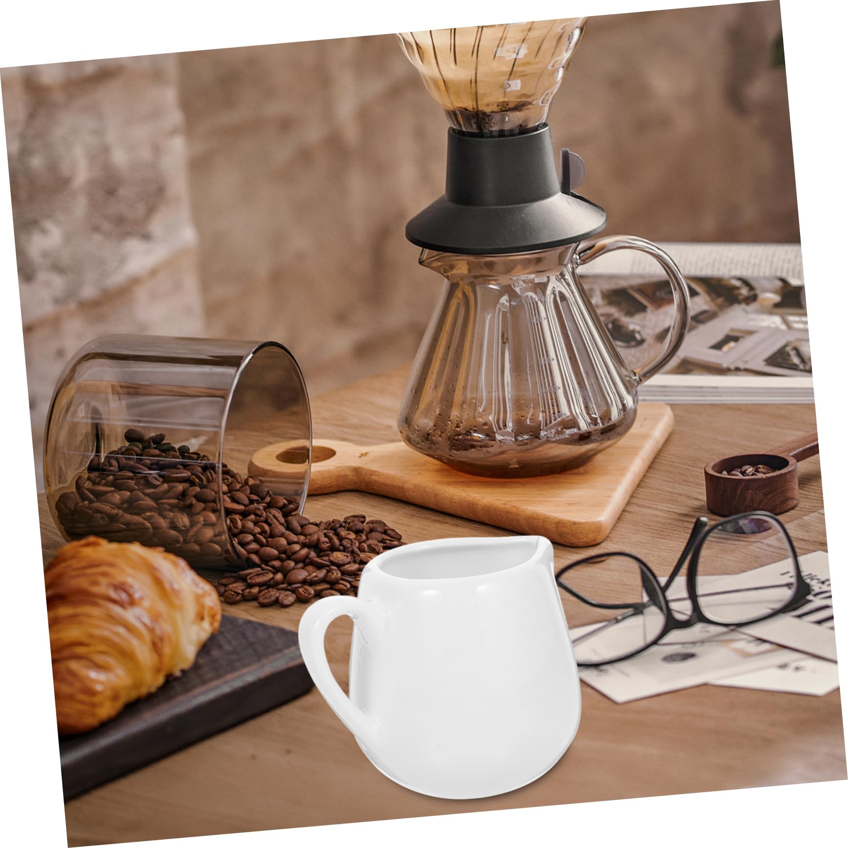 OFFSCH Mini Sauce Jugs Ceramic Milk Jugs Sauce Cups Milk Handle Coffee Spout White Porcelain