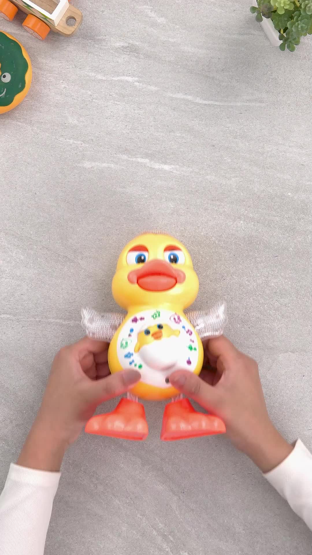 Buy Gooyo GY-3004 Dancing Duck Toy with Vibrant Light Effect