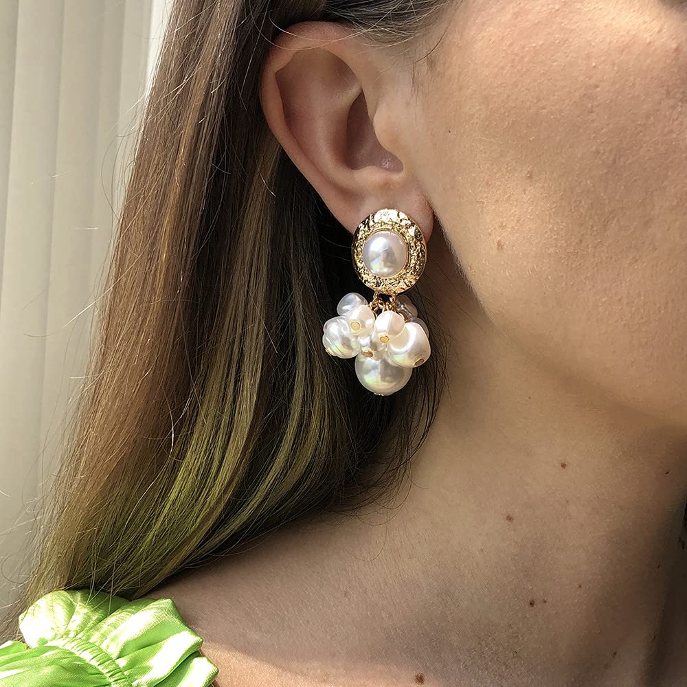 WiwparWiwpar Retro Palace Style Pearls Dangle Earrings Cluster Pearl Ear Drop Earrings Gold for Women Girls