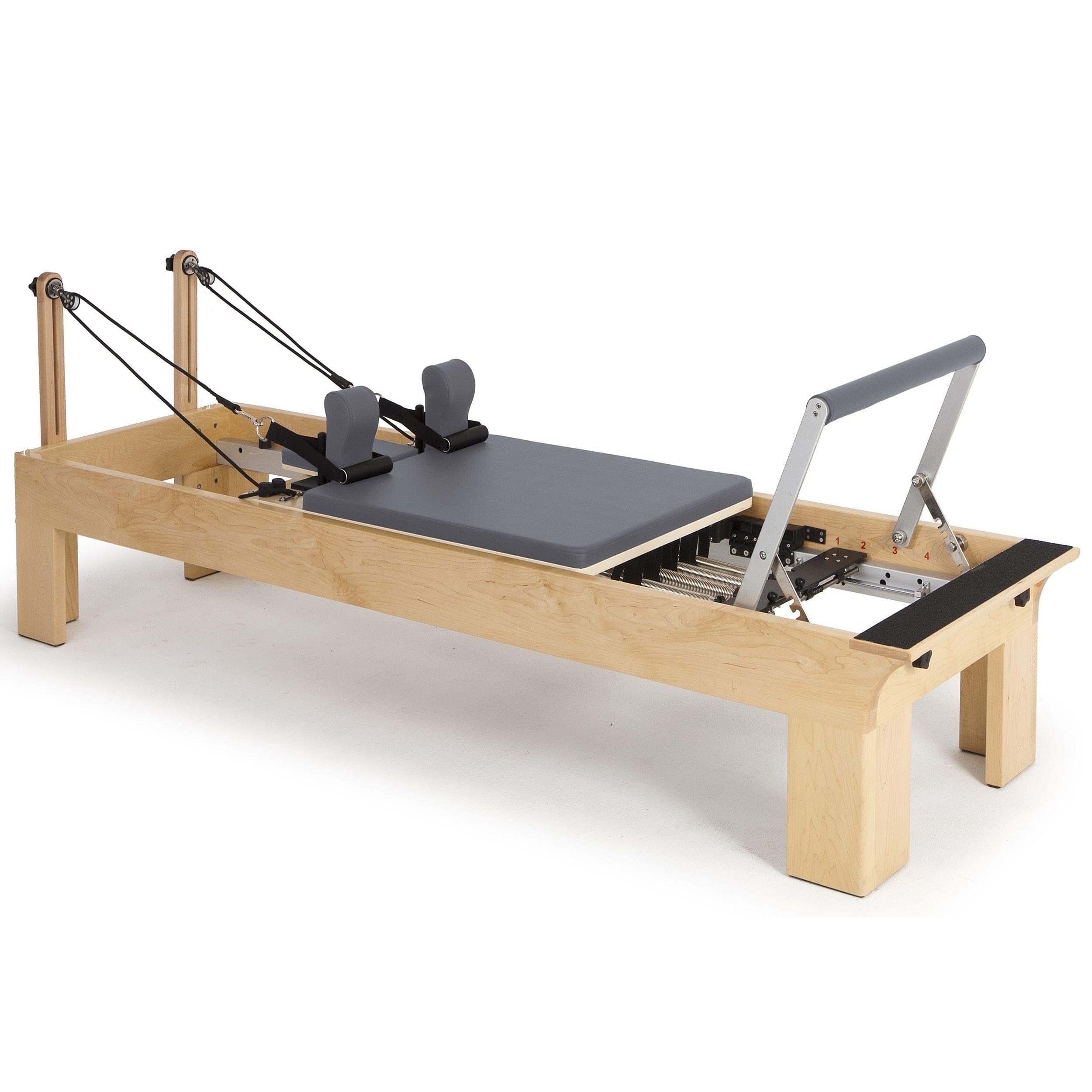 ELINA PILATES Reformer aus Holz, 5 Arten von Widerstandsfedern, Quick Release Riemenscheibe, verstellbare Fußstange, inkl. Sprungbrett und Box, gepolstert