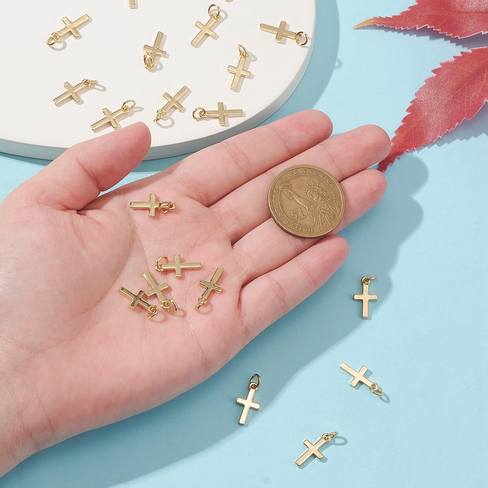 k14 十字架チャーム イエス像付き Amazon.co.jp: KitBeads 10個 18K 純金メッキ 十字架チャーム